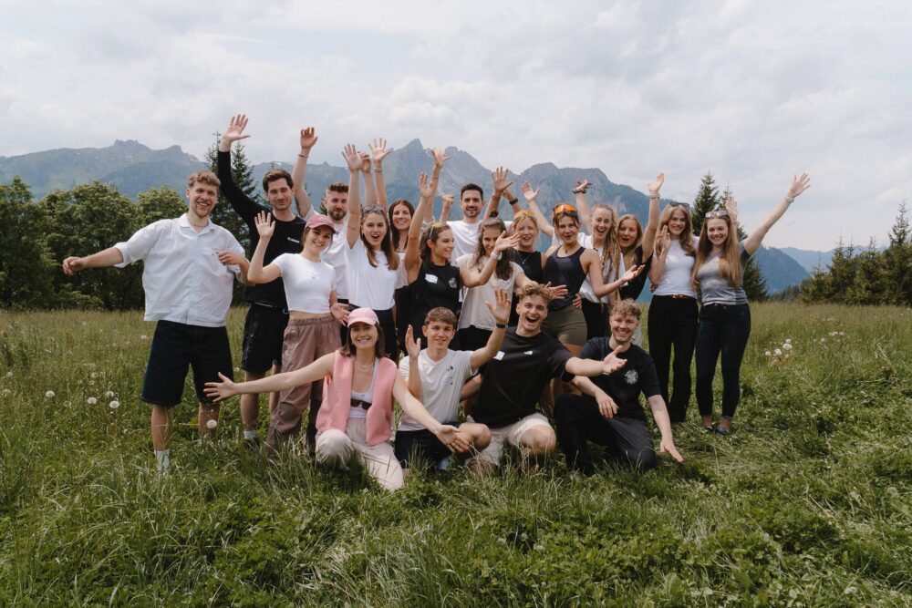 Gruppenfoto von allen Teilnehmern vom Wandersommer deines Lebens 2025 im Groaßrltal