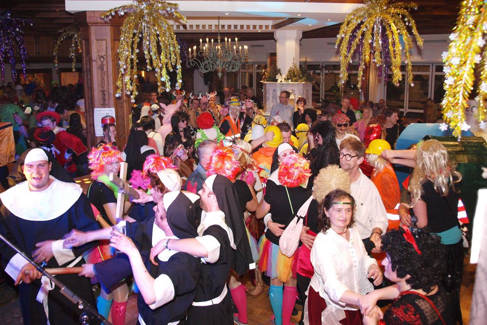 Tolle Stimmung beim Faschingsball
