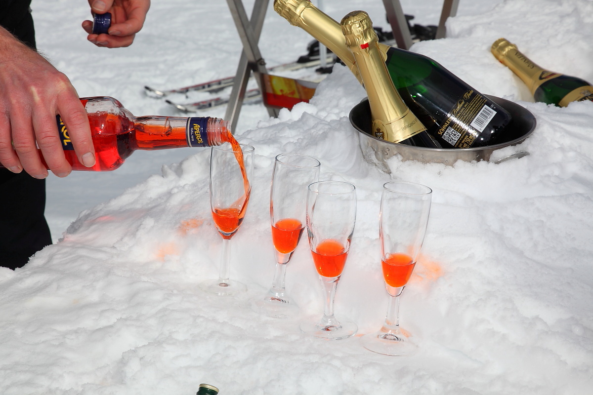 Ein Glas Sekt - Prost!