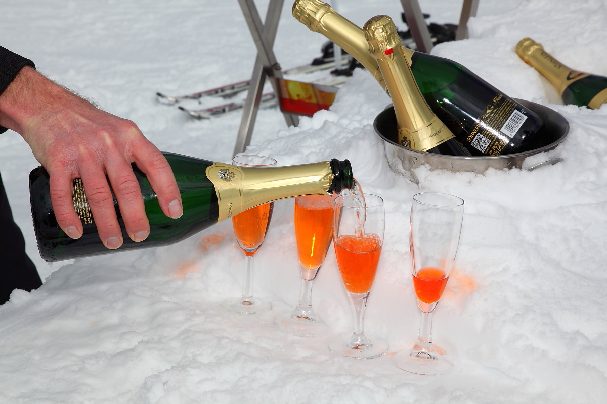 Ein Glas Sekt - Prost!