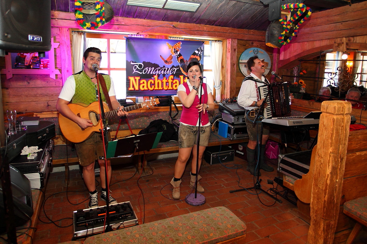 Pongauer Nachtfalter sorgen auf der Laireiteralm für tolle Stimmung