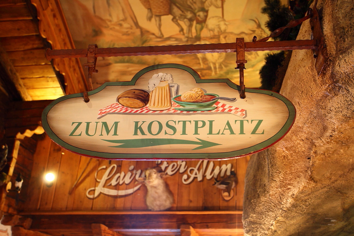 Schamnkerlbuffet beim Hüttenabend auf der Laireiteralm