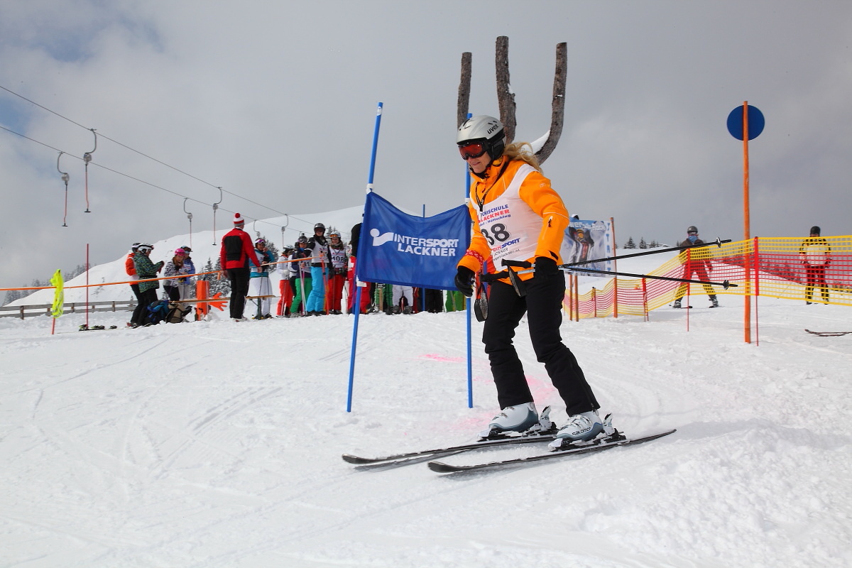 Happy Power Lady Race