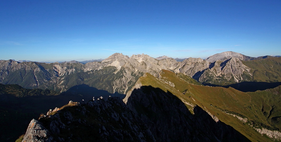 Blick nach Osten zu den Radstädter Tauern