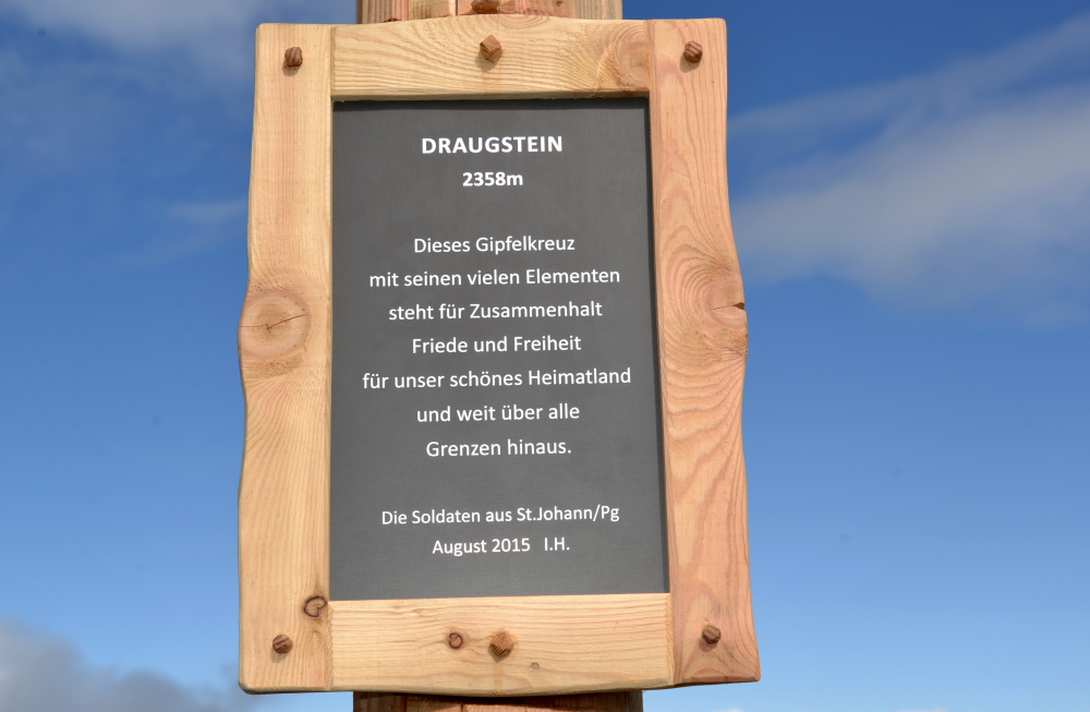 Spruch am Kreuz des Draugsteins