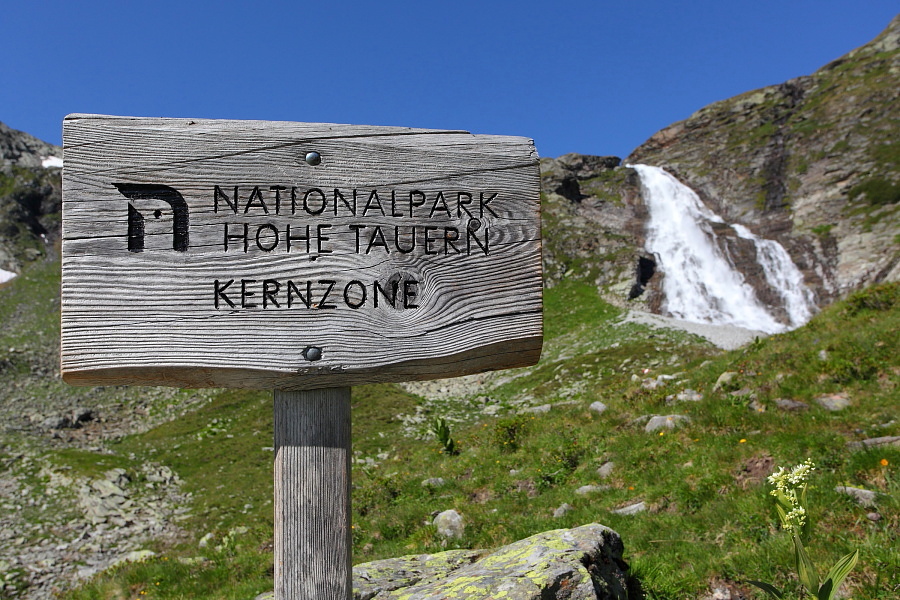 Knapp unter dem Fallbach-Fall beginnt die Kernzone des Nationalparks Hohe Tauern