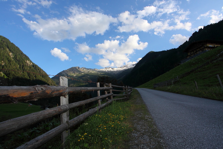 Aufstieg zum Pertillhof