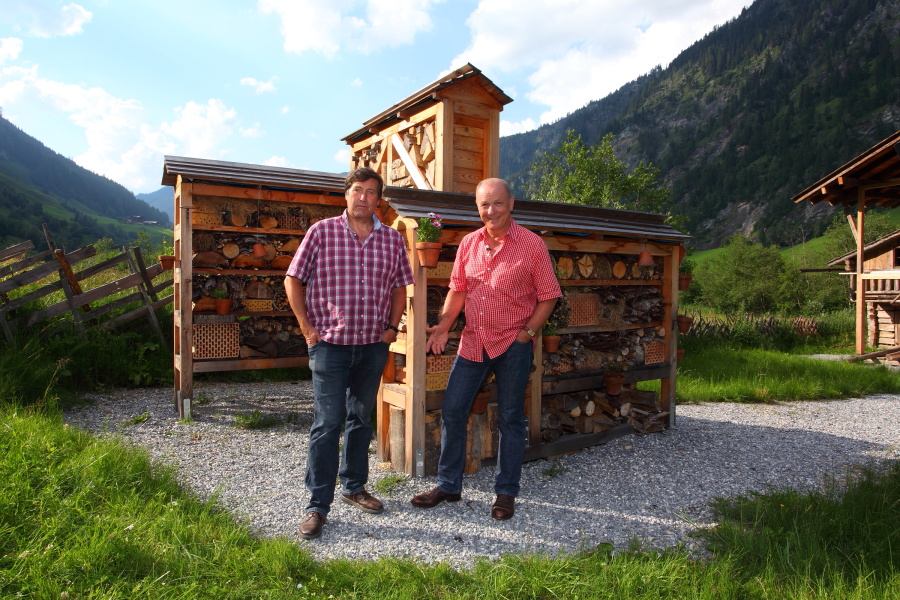 Interview mit Martin Rohrmoser am Insekten-Hotel beim Talmuseum