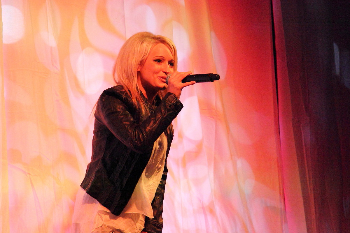 Julia Buchner bei der Sumpfkröten-Party