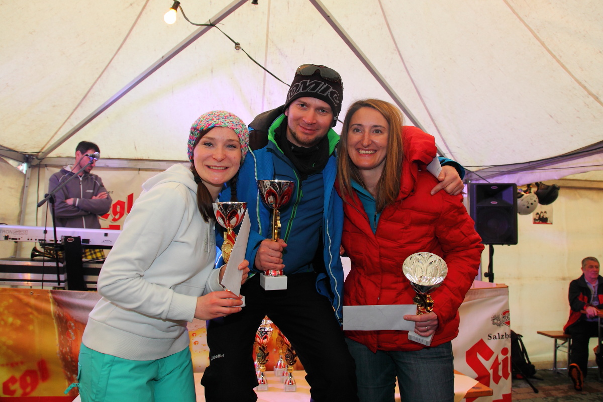 Siegerinnen Gruppe "braun" 1. Julia Eichinger (sie war verhindert), 2. Elisabeth Ehrenwirth, 3. Ulrike Dütthorn