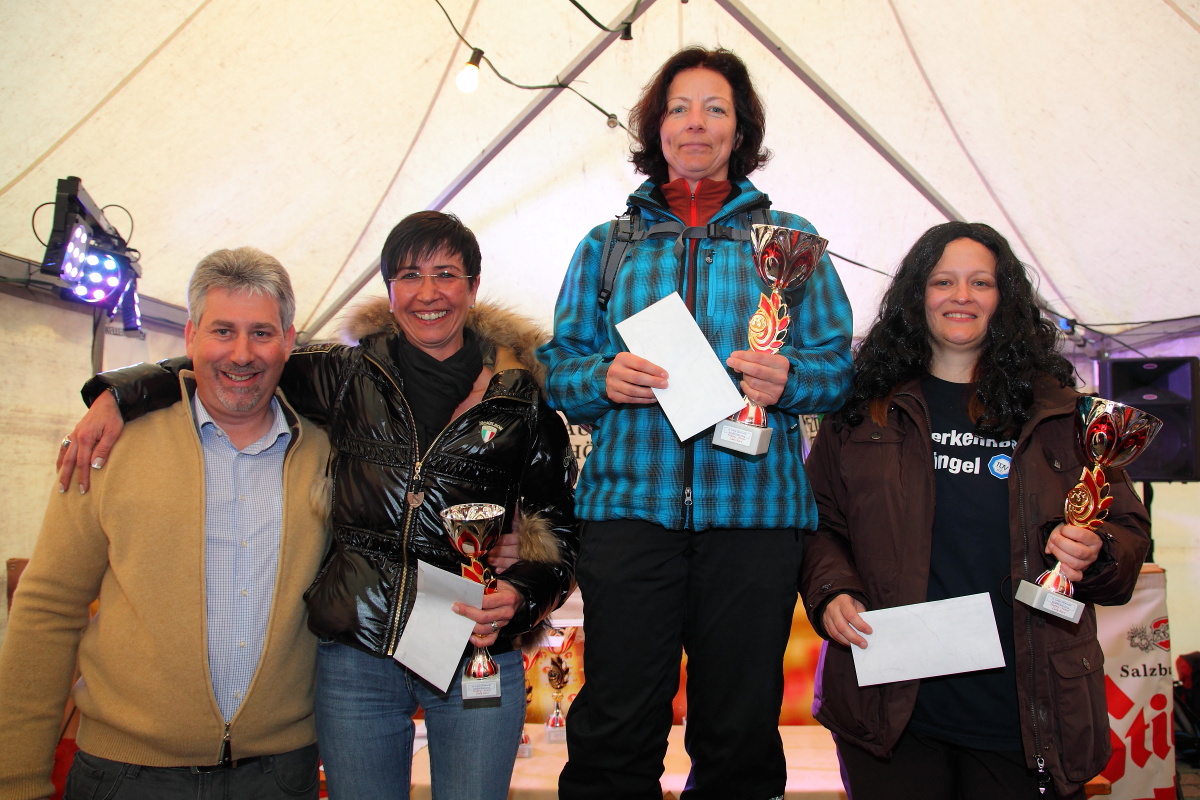 Die Siegerinnen Gruppe "schwarz": 1. Manuela Seufzer, 2. Conny Zimmermann, 3. Claudia Mühleder