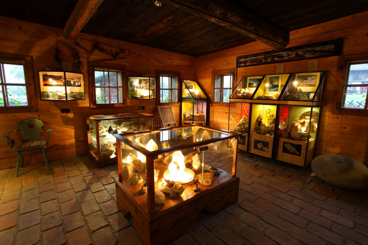Talmuseum - Mineralienausstellung