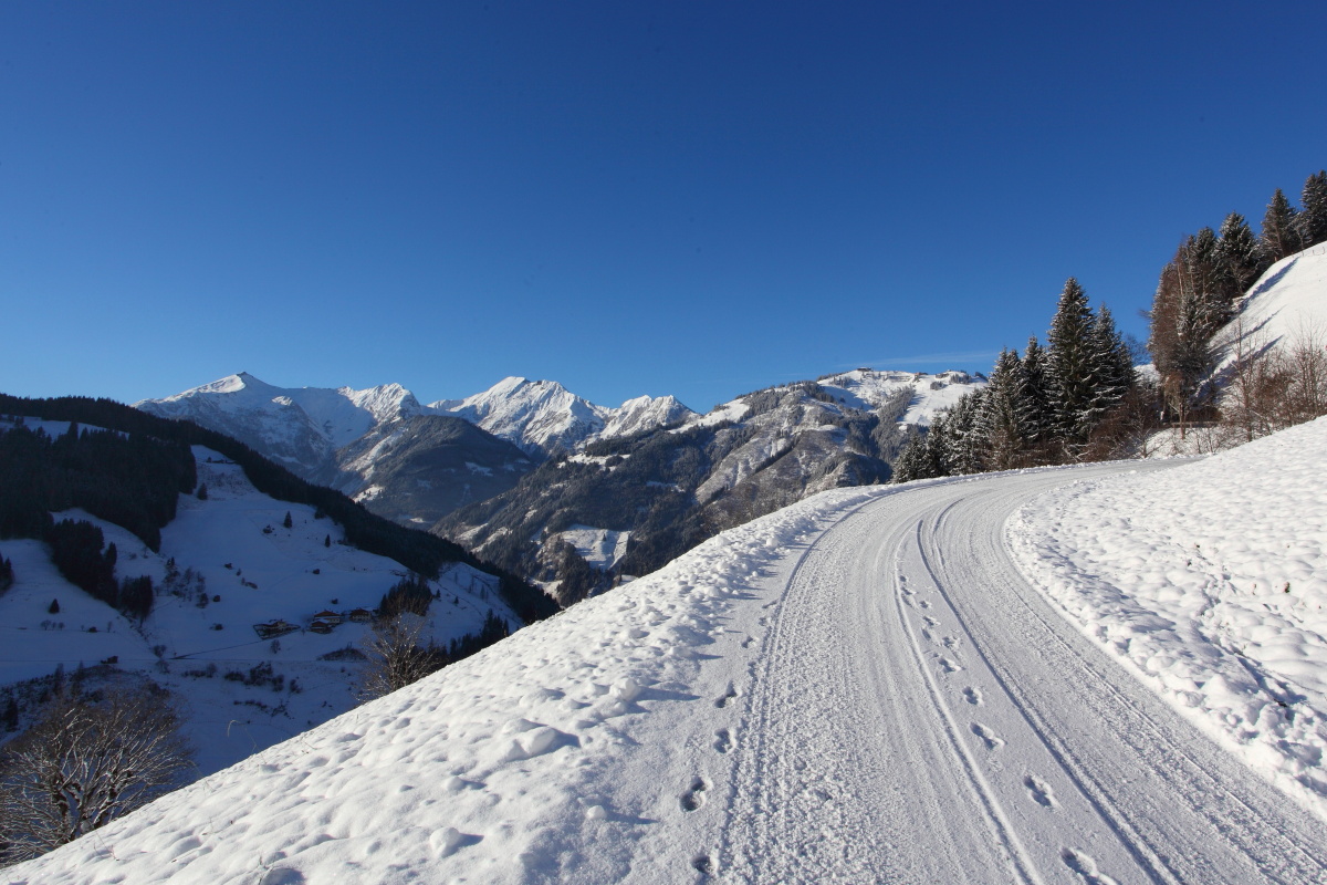 Großarl, 28. Nov. 2015, 9.00 Uhr am Stadluckweg